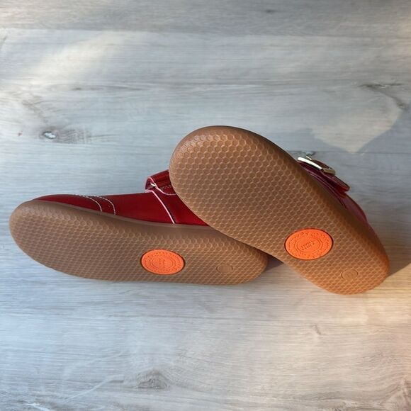 LIVIE & LUCA LIBRA Mary Jane SHOES
Red Kids‎ size 11 NWT in box - Picture 11 of 12
